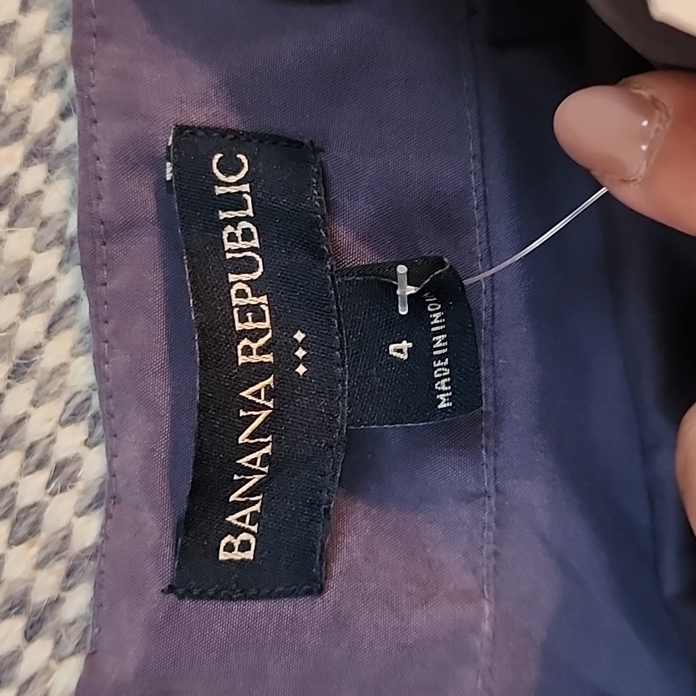 NWT Banana Republic Beaded Skirt - Picture 2 of 6